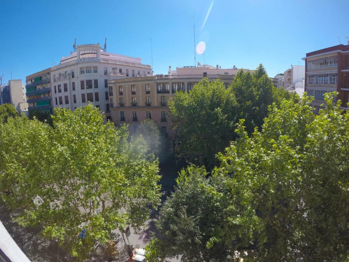 Apartamento Boulevard Gran Capitan Кордоба Екстериор снимка