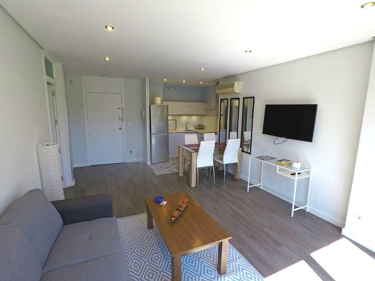 Apartamento Boulevard Gran Capitan Кордоба Екстериор снимка