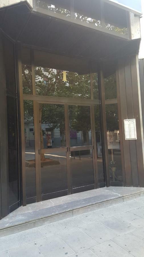 Apartamento Boulevard Gran Capitan Кордоба Екстериор снимка