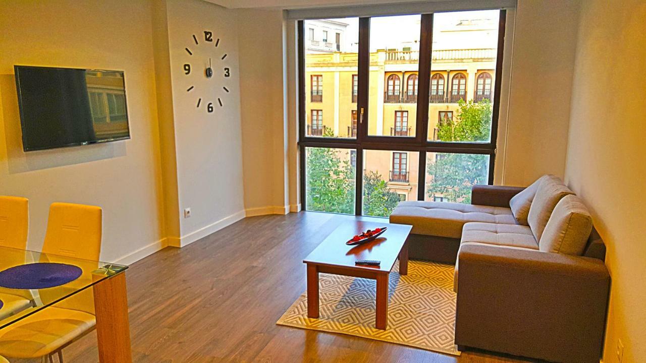 Apartamento Boulevard Gran Capitan Кордоба Екстериор снимка